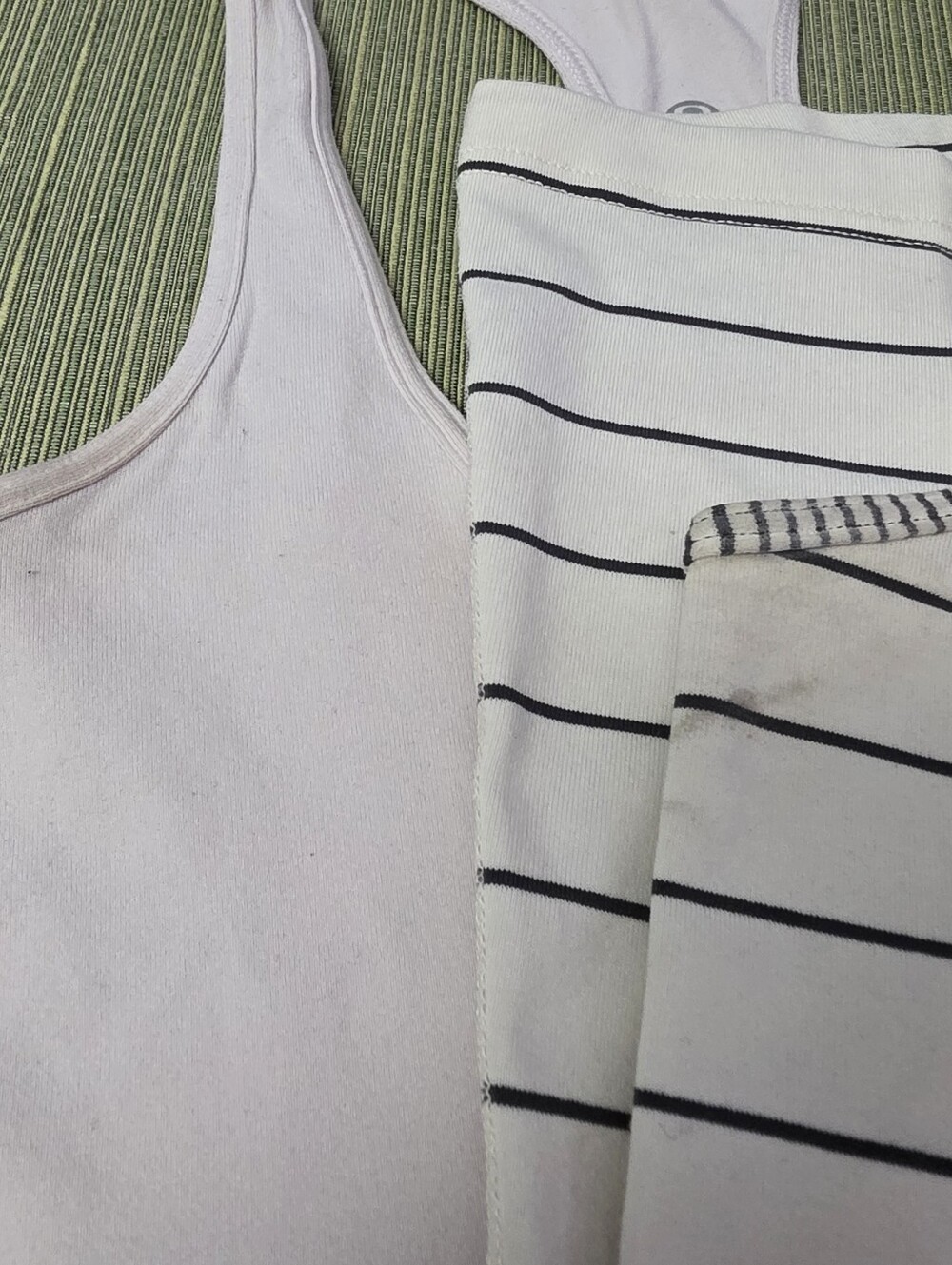๐ Lululemon Athletica Bundle Of 3 Racerback Tank Top - Picture 8 of 8